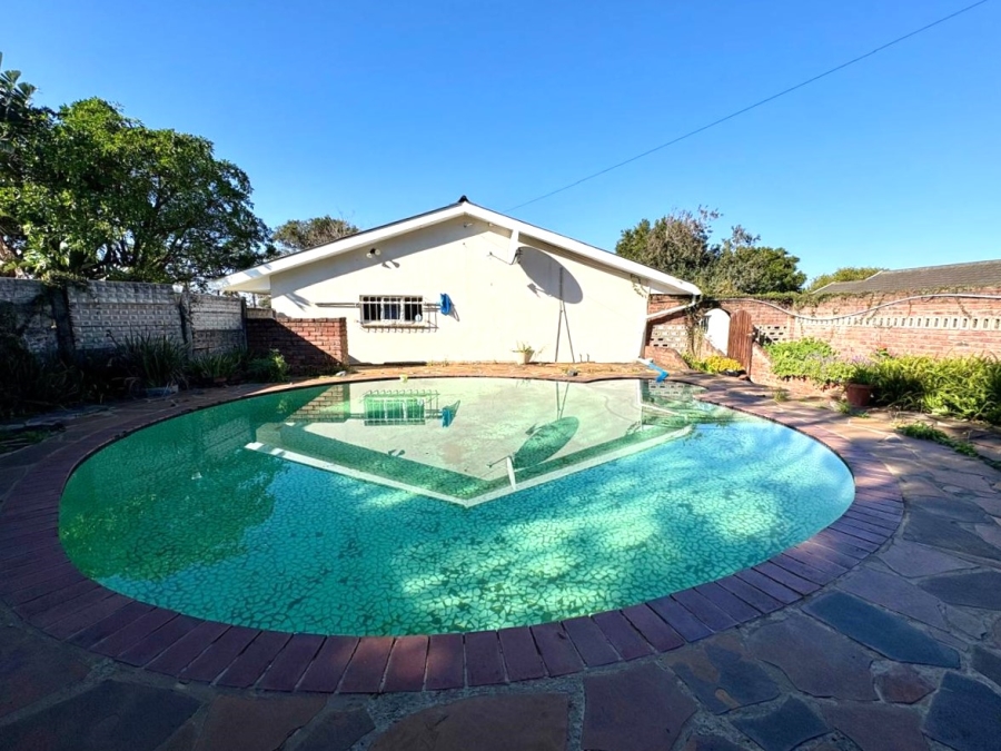 4 Bedroom Property for Sale in Gonubie Eastern Cape
